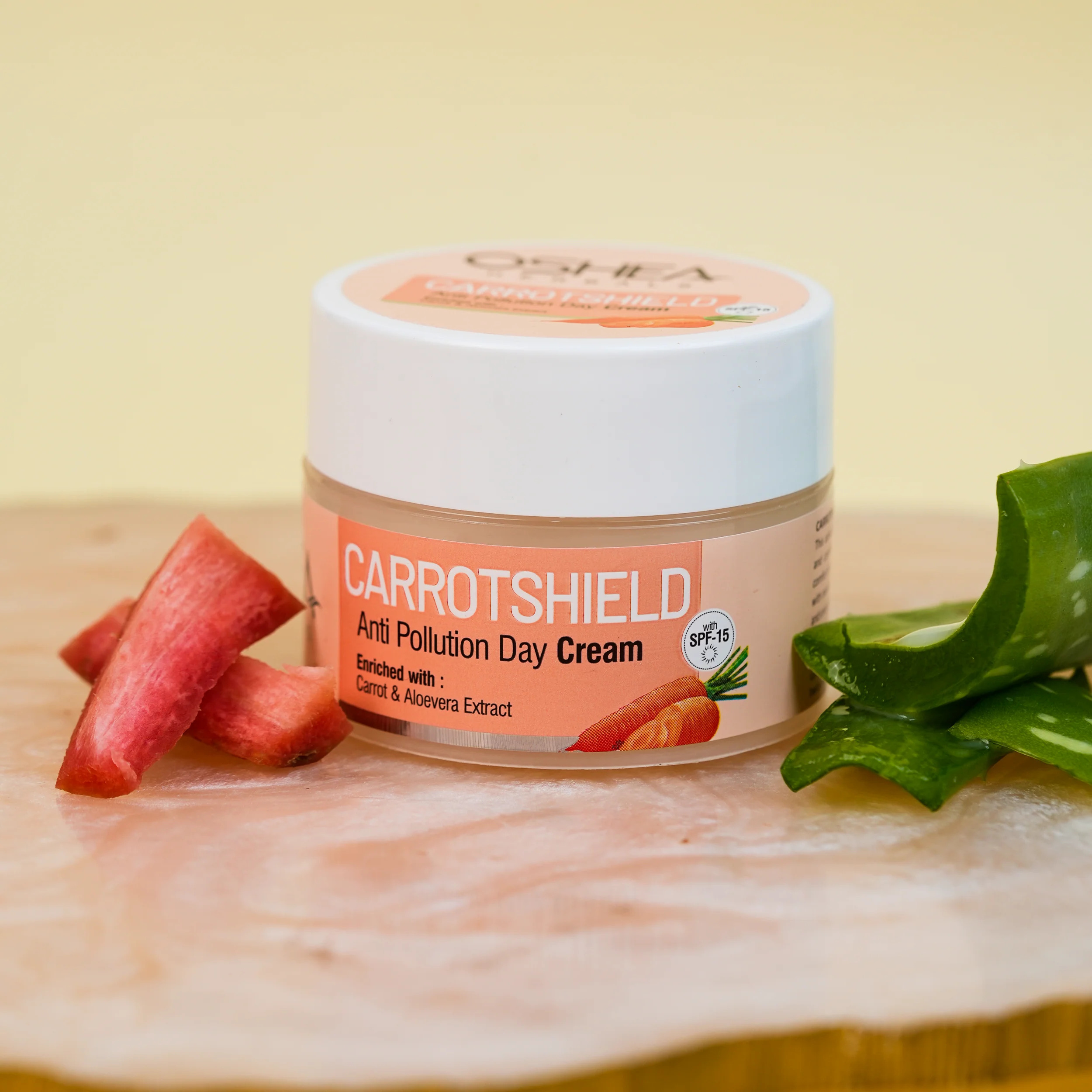 Oshea Herbals Carrotshield Anti-Pollution Day Cream SPF 15