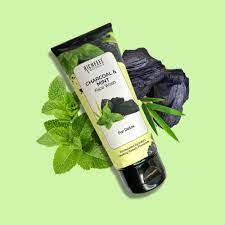 Richfeel Naturals Charcoal and Mint Face Wash