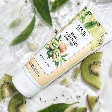 Richfeel Naturals Kiwi & Green Tea Face Wash
