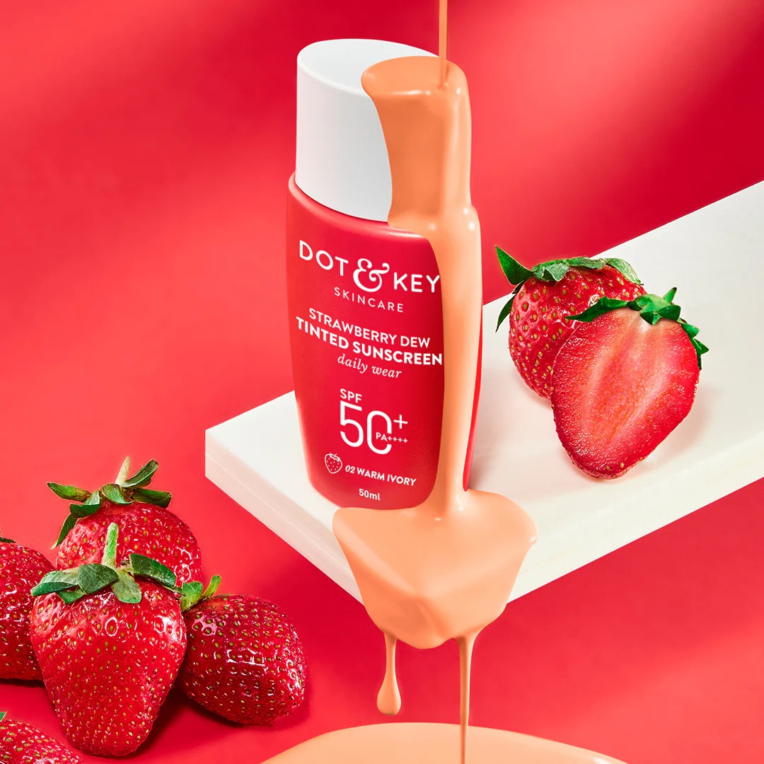 Dot & Key Strawberry Dew Tinted Sunscreen SPF 50+ PA++++ - Warm Ivory Light Medium - 02